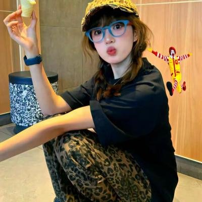 集中营里的摄影师